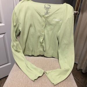 Hello Kitty by Sanrio. Size XL woman’s Green longsleeved T-shirt cropped